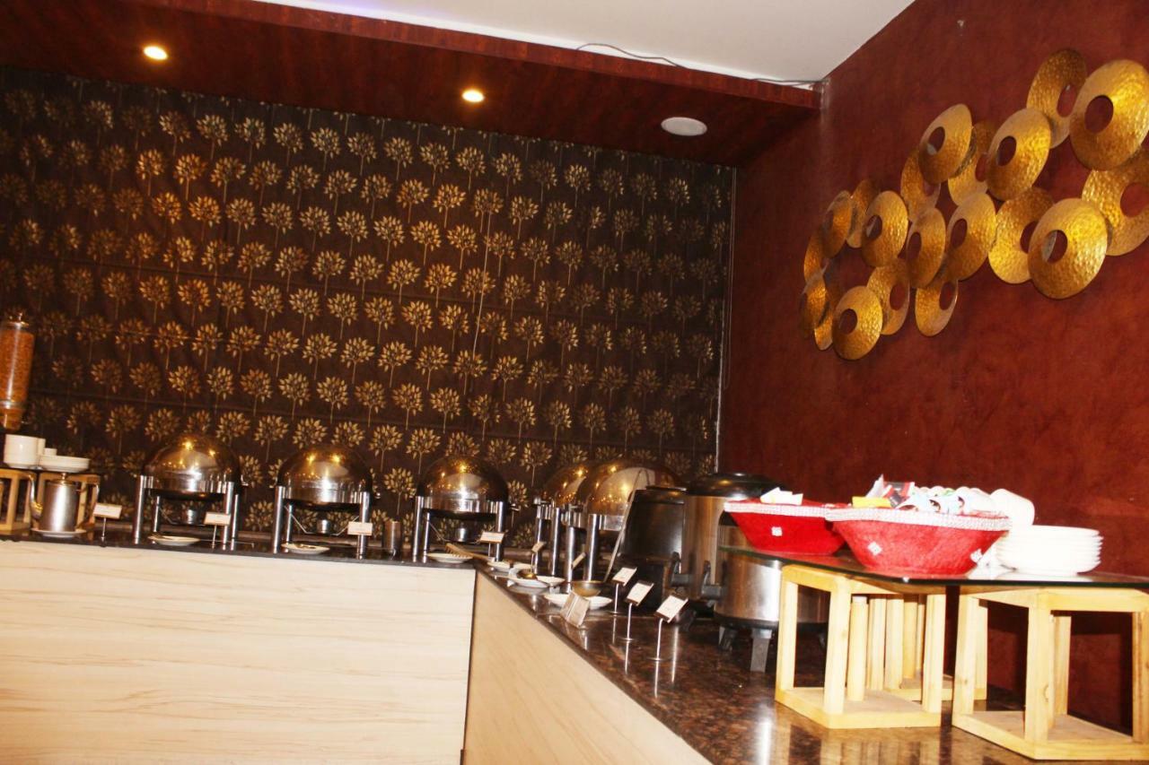 Tgi Apple Inn Τζαϊπούρ Εξωτερικό φωτογραφία