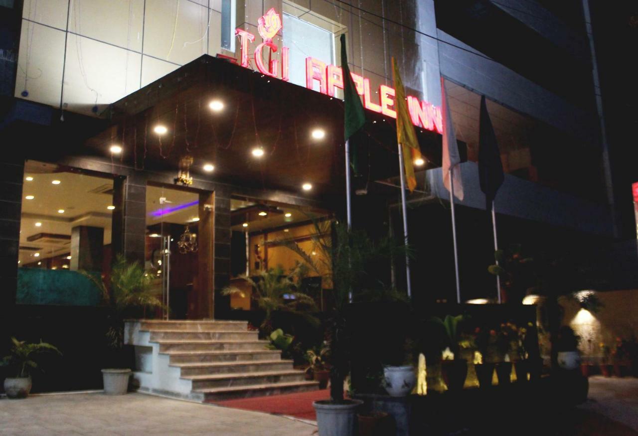Tgi Apple Inn Τζαϊπούρ Εξωτερικό φωτογραφία